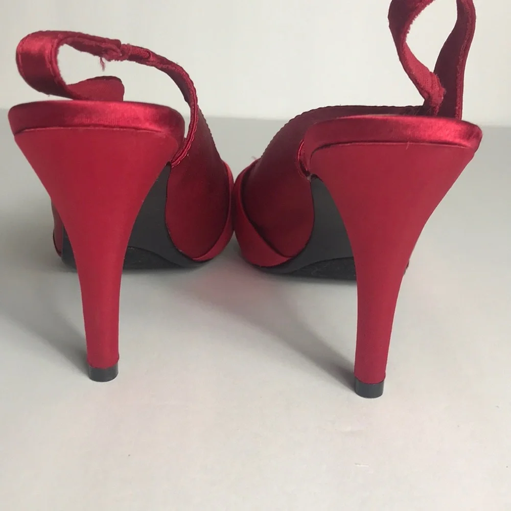 Fioni Nights Red Satin Slingback Heels – Size 5 - Picture 6 of 7